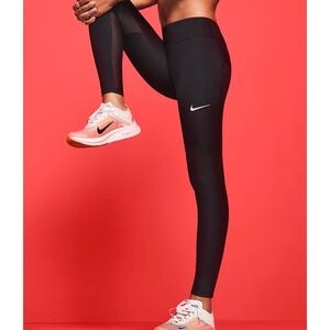 Black Nike Fast Leggings